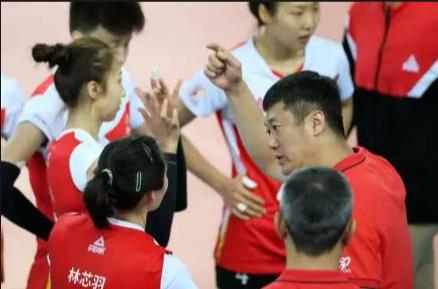 赵勇这锅“夹生饭”彻底煮糊了！前任哪怕耗时三年也有清晰框架，他执教快两年，主力阵
