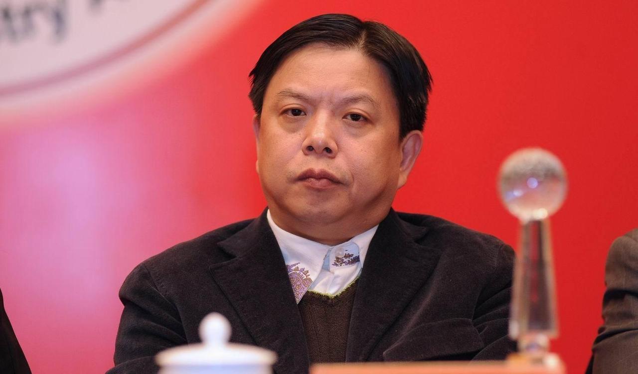 百科查了一下，王子杰这个人，已经入了日本籍，原籍是浙江宁波的。4月14日在饮酒的