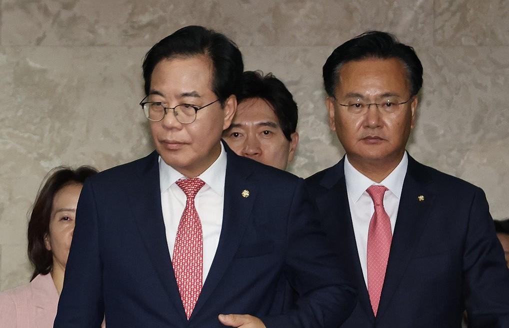 韩国国民力量党1日启动“宋彦锡紧急对策委员会”，正式展开党代会筹备与党内整顿工作
