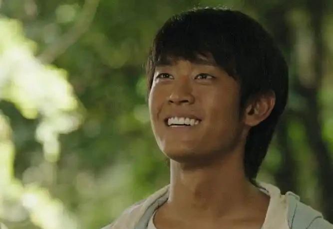 被骂“面瘫脸千人一面”3年，王天辰用20分钟戏份直接封神！你想想前几年他演啥都