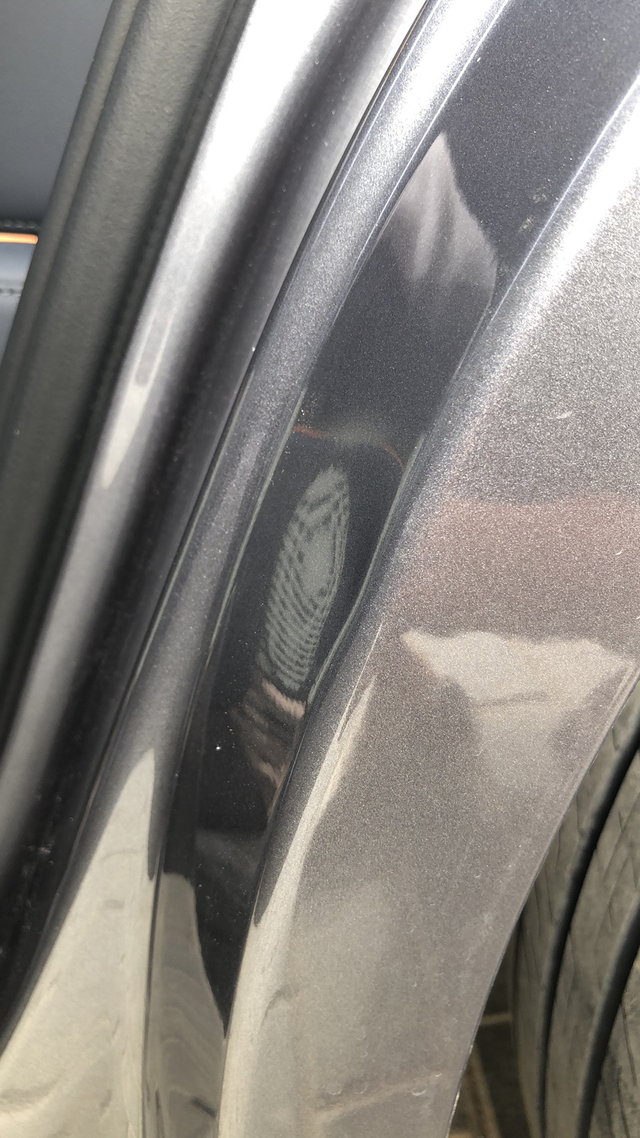 比亚迪售后服务真是越来越烂了！本来去4SD店就是给车门拉杆处上点油，洗个车搞