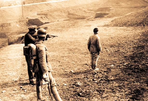 1941年，一名地下党被押至刑场，等枪响后，日军叹了口气：“看来，真的可能抓错人