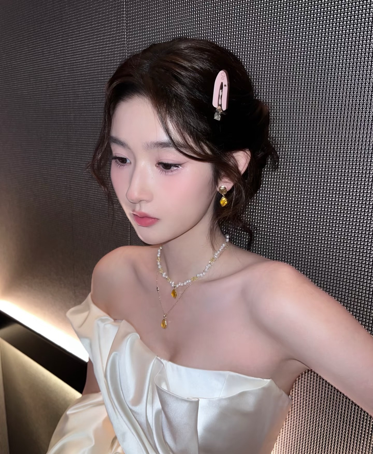 王玉雯：上半身不基础下半身就基础[滑稽笑]穿搭基础，脸就不基础！​​​
