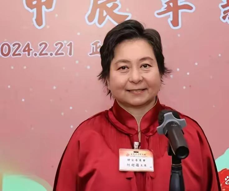 大胆预测，何超蕸留下的相关资产后续会交由家族核心成员打理，更多用到社会公益项