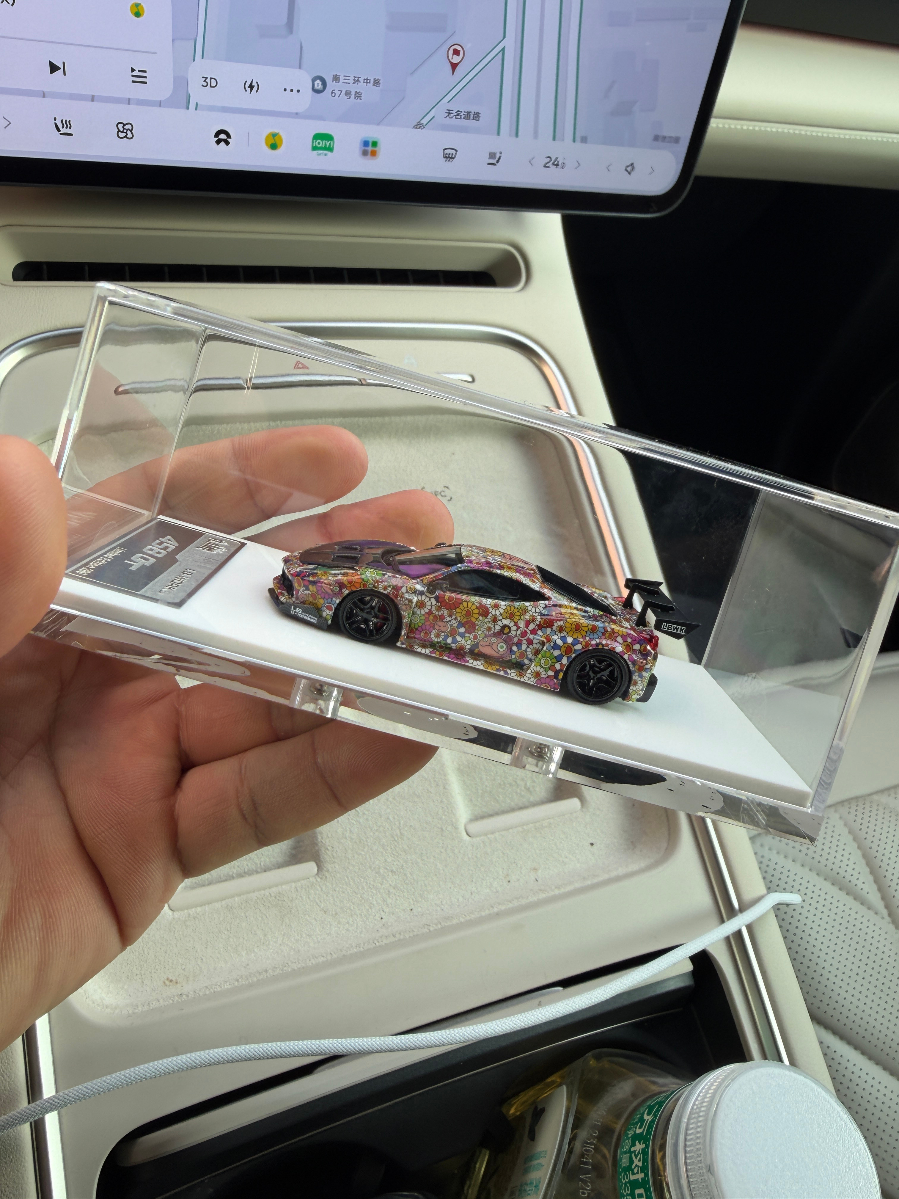 真尼玛惊了，来俩批发市场都没有卖四驱车的了...这玩意绝版了？？？没人卖了？？？