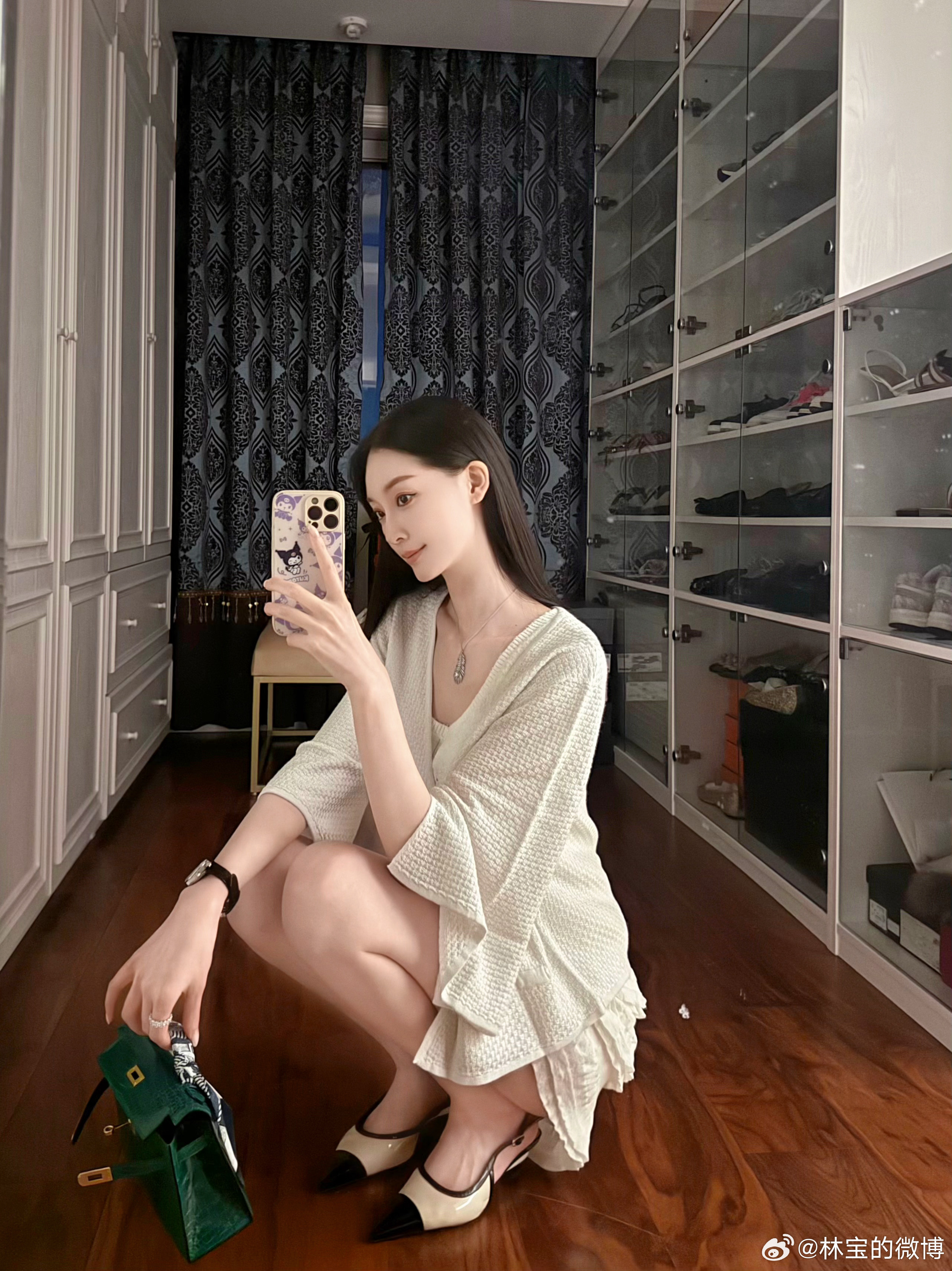 忙了一天回到家赶紧拍了一张[笑着哭]​​​