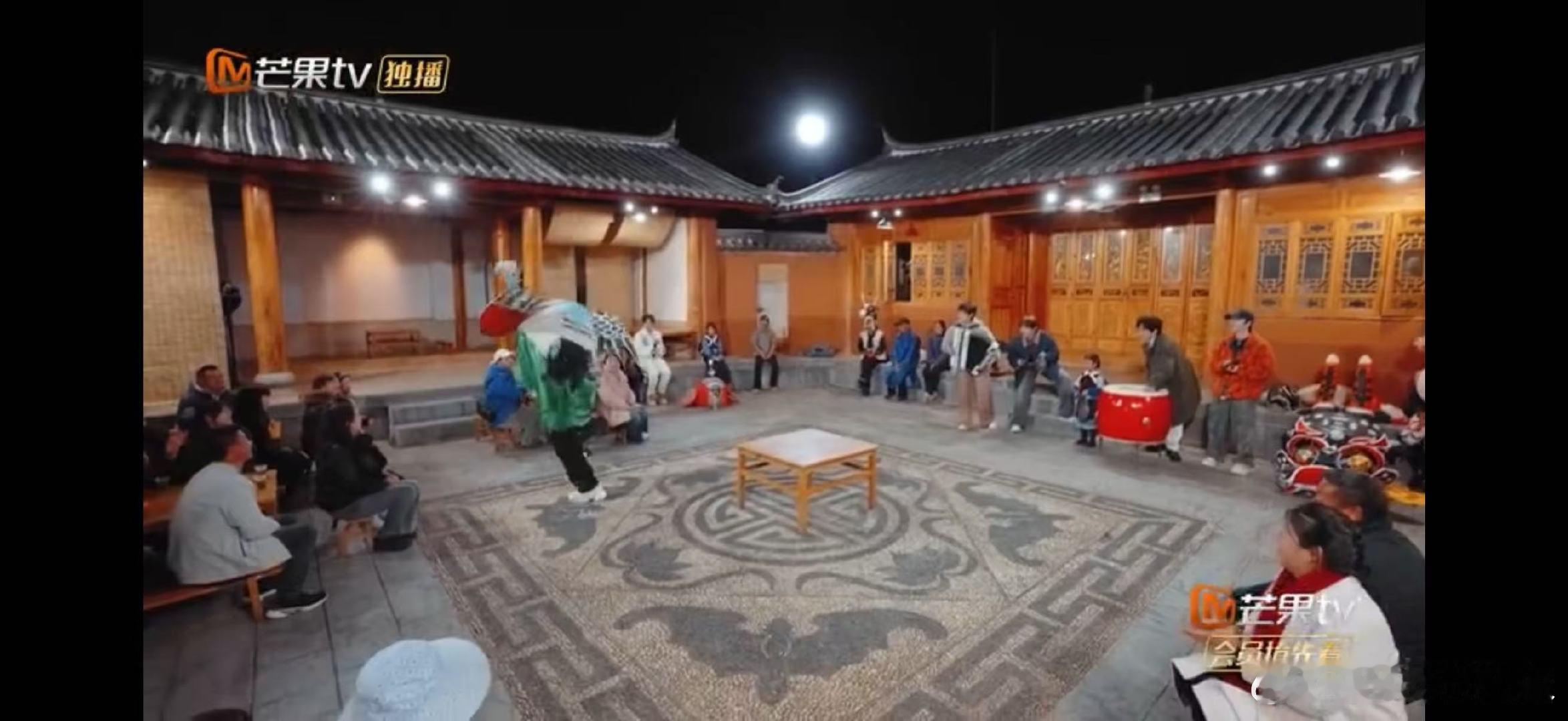 陆虎陆虎做人做鹤都很会饭撒快乐老友记陆虎的《鹿鹤同春》太惊艳了！把鹤演得活灵活现