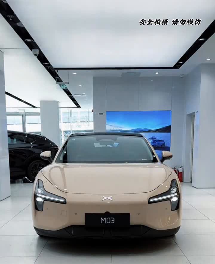 原本以为十一点九八万的小鹏monam零三就很香了，但是万万没想到小鹏还是彻底把桌