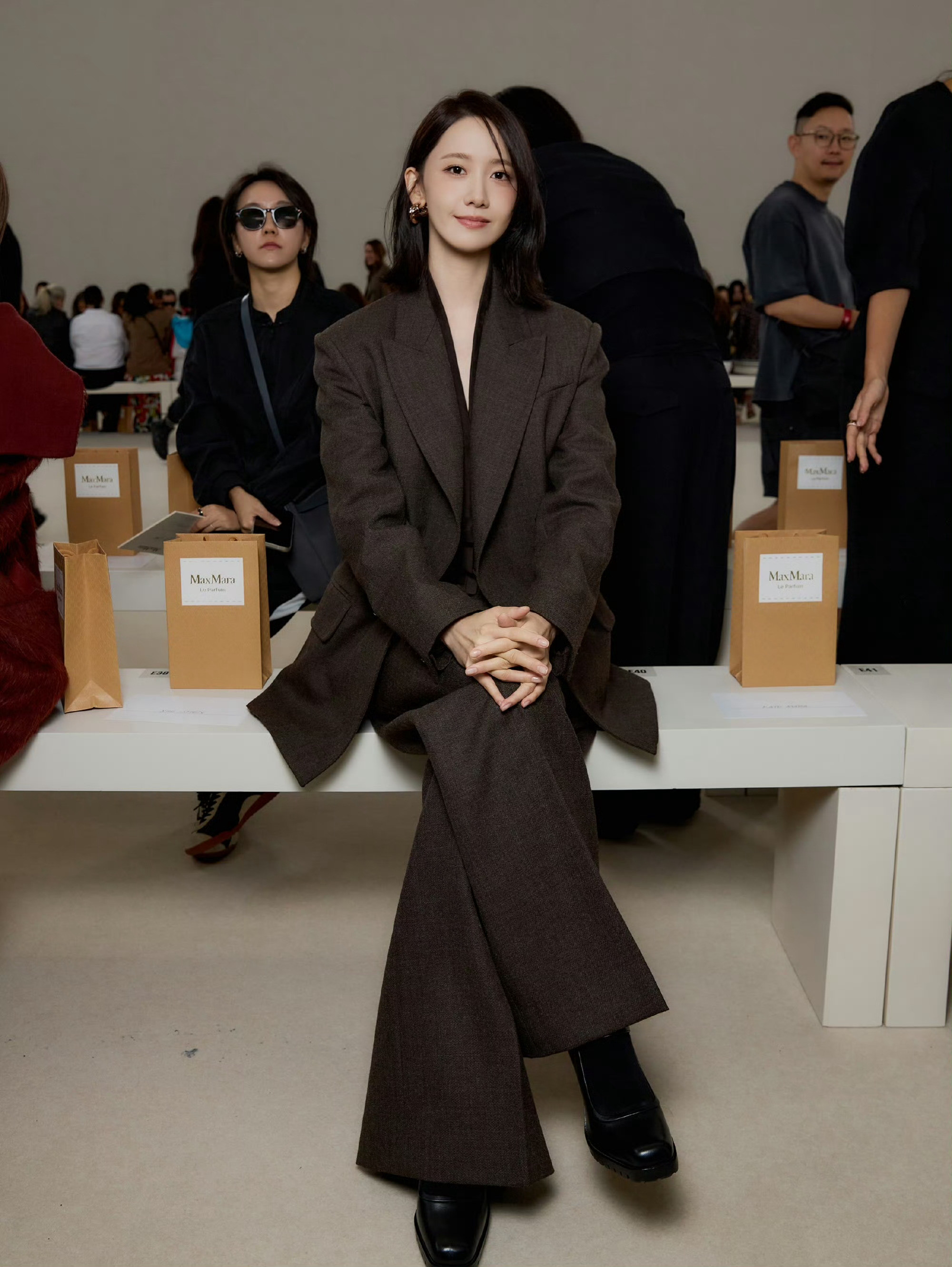 林允儿｜MaxMara2027春夏大秀看秀造型米兰时装周