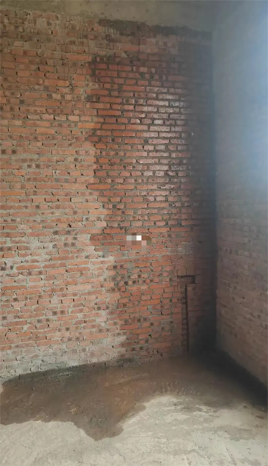 建房房间水渗透进来了，各位大佬怎么解决呢？