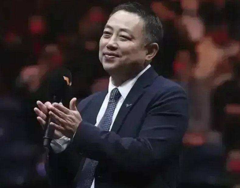 刘国梁离开中国乒协后，男队状态下滑严重，女队为什么状态没有下滑，第一说明马琳的综