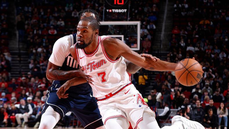 火箭6人上双力克独行侠！阿门准三双 弗拉格34+12创纪录