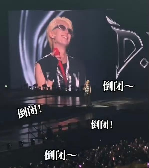 兄棣伙嘴巴抹蜜和抹毒自由切换