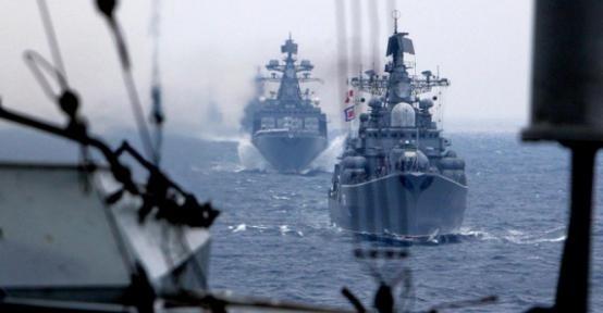 那位美籍华人发文表示：中国不要高看自己，连菲律宾这种小国都敢针对你们，而你们只能