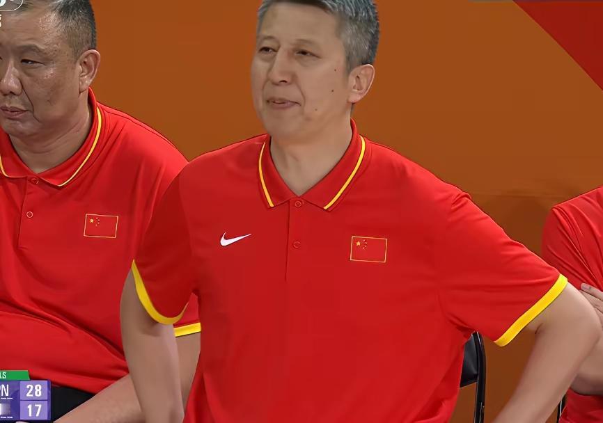 平心而论，面对郭士强下课呼声，你支持谁来接替？9月18日那场77比97的惨败，让这话题没法绕开。日本