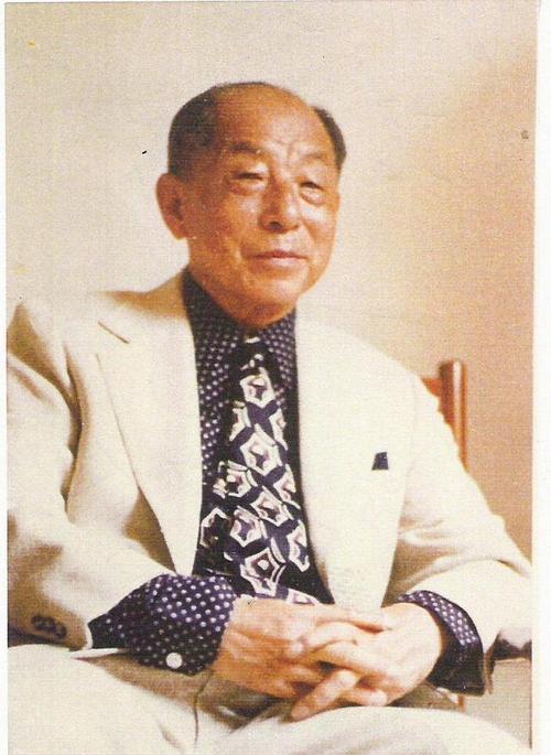 1962年，看守张学良长达25年的刘乙光终于得到了调任的命令，恢复了“自由”。在