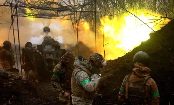 俄军打扫战场,发现一个扎心的事。阵亡的乌军里,十有六七是外国雇佣兵。这说明