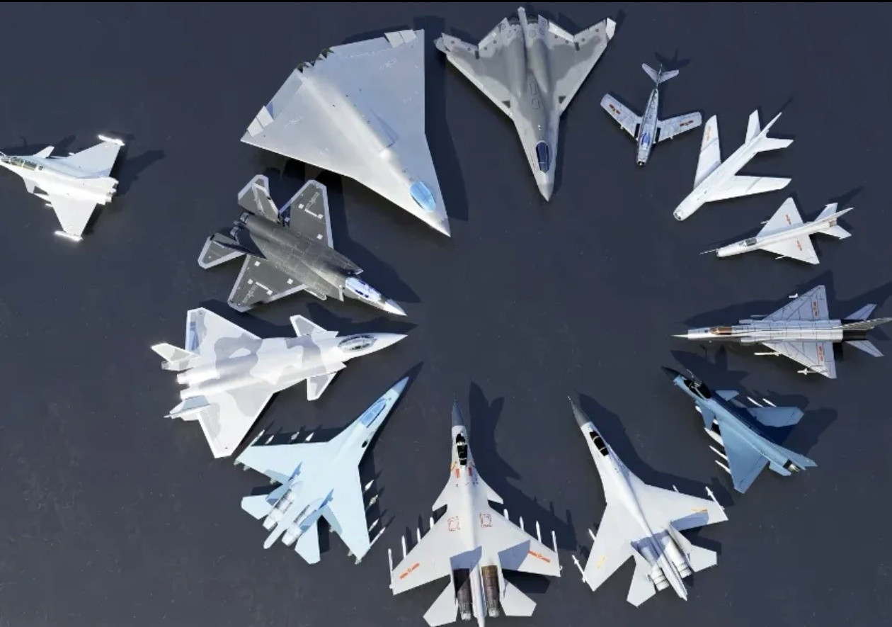 晚安了，又是开心的一天！人民空军的生日，怎么可以少了两位大哥