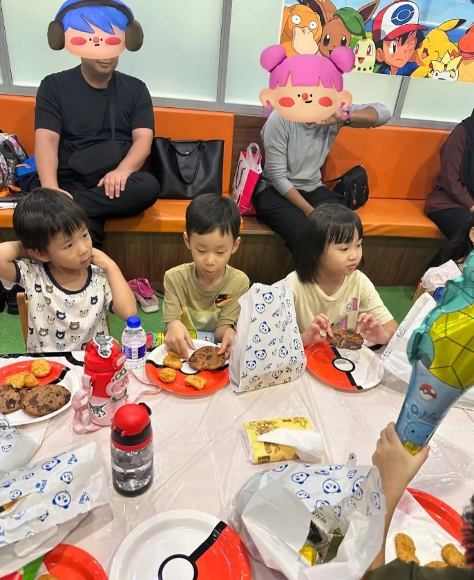 公婆真是太不像话了，昨天孩子生日，我公婆就给孩子300元，要知道我公婆退休金每个