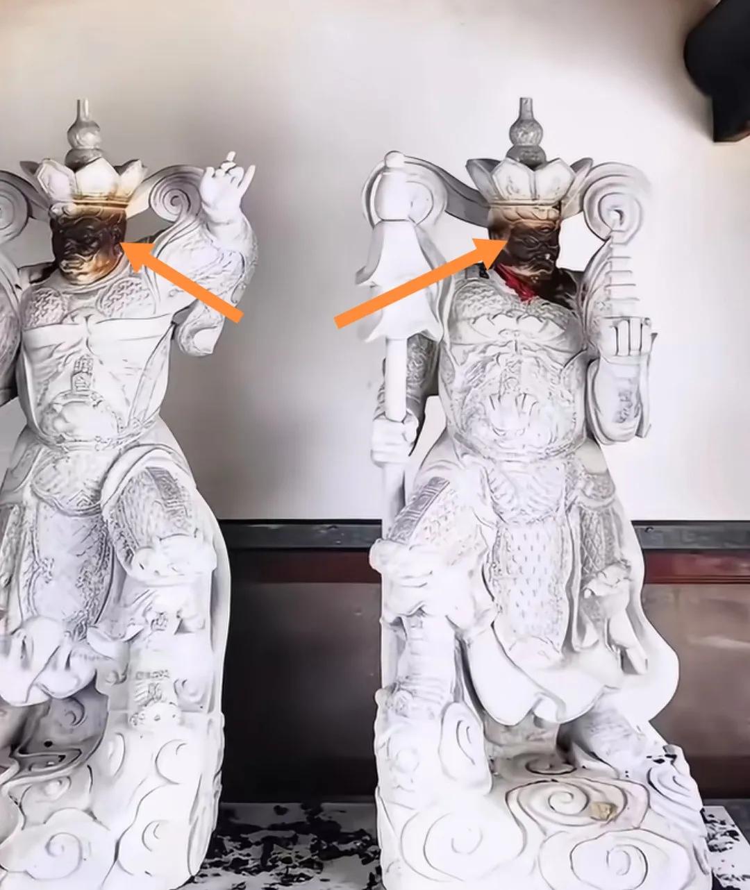 泉州安溪仙苑村龙须新殿午夜“九天紫雷”劈房，内部四大金刚脸被劈伤烧黑，身体反倒干