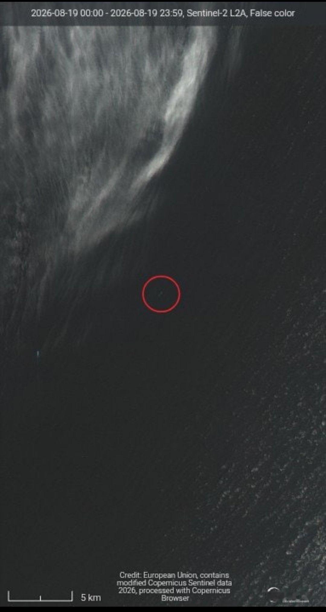 昨天，“哨兵-2”卫星系统拍摄的卫星图像显示，美国一艘尼米兹级航母，可能是“乔治