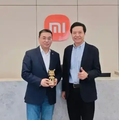 2019年小米收购小辣椒团队时，业界猜测创始人王晓雁将被边缘化，但雷军反其道而行