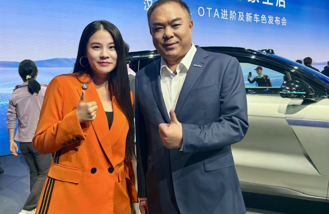 比亚迪路天把王朝第1000万辆给大汉：为何不等上市，反先愁提车？很多人做事，总想着靠热度出圈。看了比