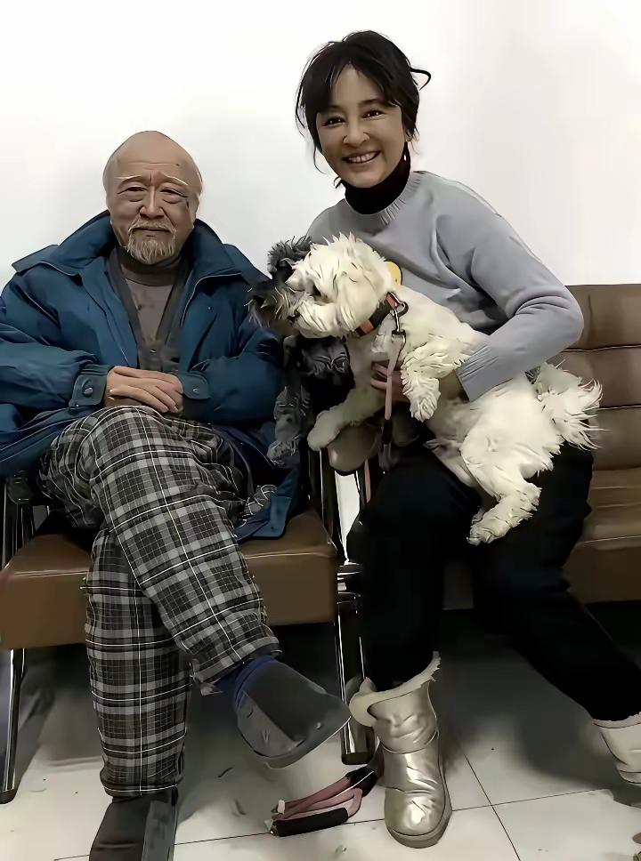 李保田是大家所熟悉的知名演员，如今已近耄耋之年，定居山东，生活简朴低调，虽淡出荧