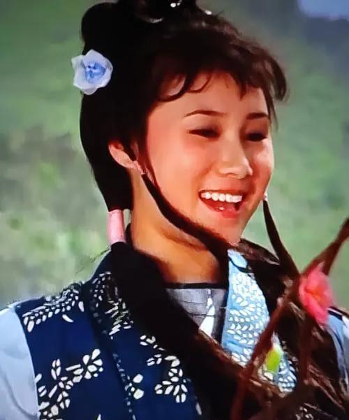 我不认可在重振少林寺声威中，李连杰起的作用最大。实际上，金庸、李连杰、释海灯、释