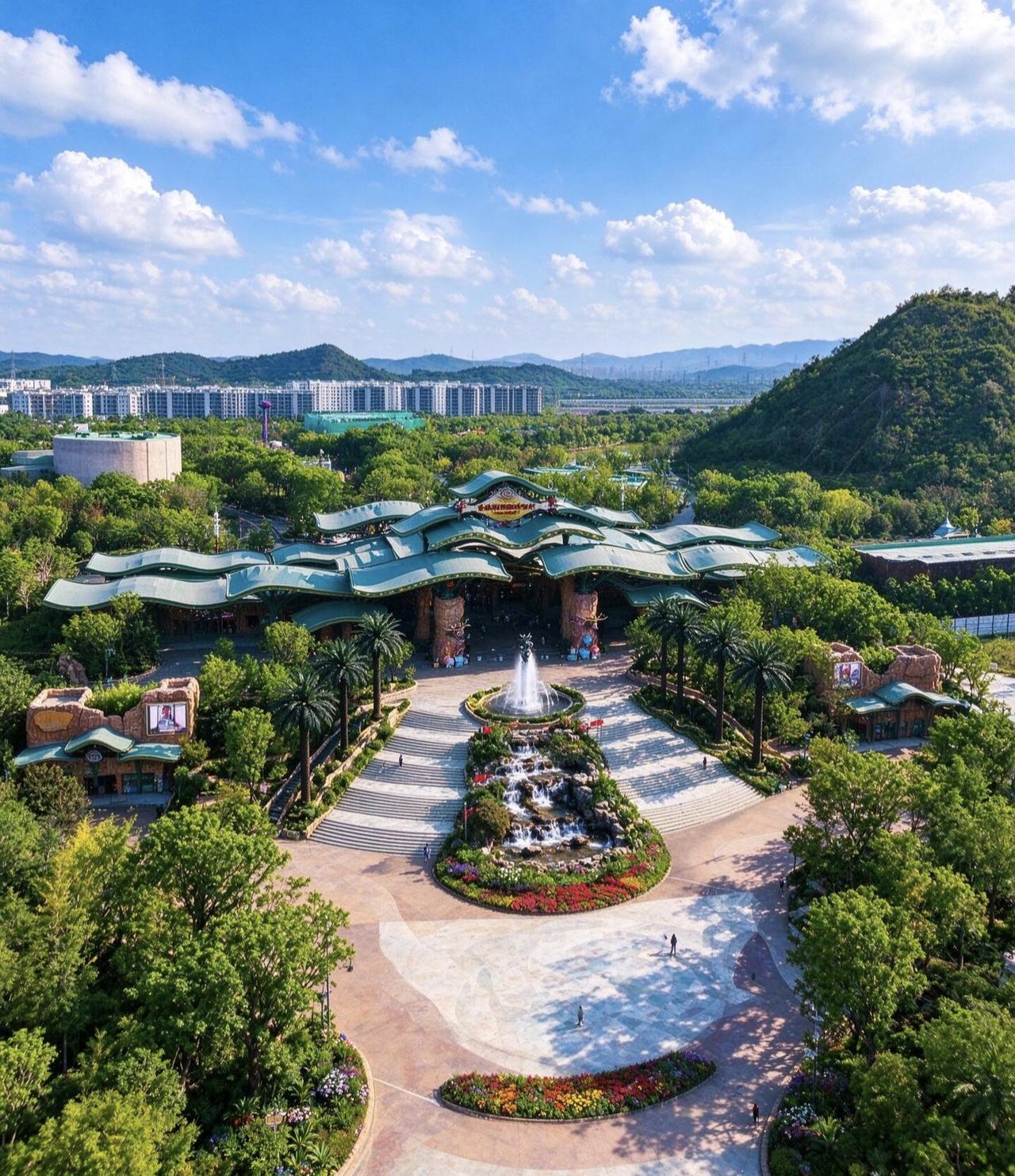 都说苏州乐园是亲子遛娃好去处，这次国庆亲身打卡，才算读懂所有宝妈的矛盾心情，妥妥