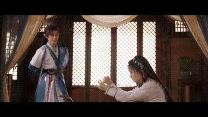 东方秦兰训狗萌死我算了起猛了看见真姐狗现场，年下弟弟眼里藏着星星还会摇尾巴。淮水