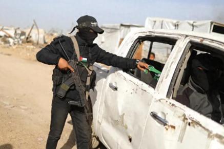 以色列估计也蒙了，现在加沙居然还有反抗的力量，哈马斯现在满血复活卷土重来了。 