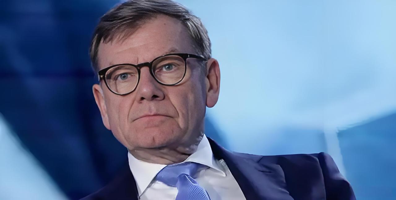 德国外长约翰·瓦德富尔在稀土上硬刚中国。约翰·瓦德富尔对外表示，德国购买的稀