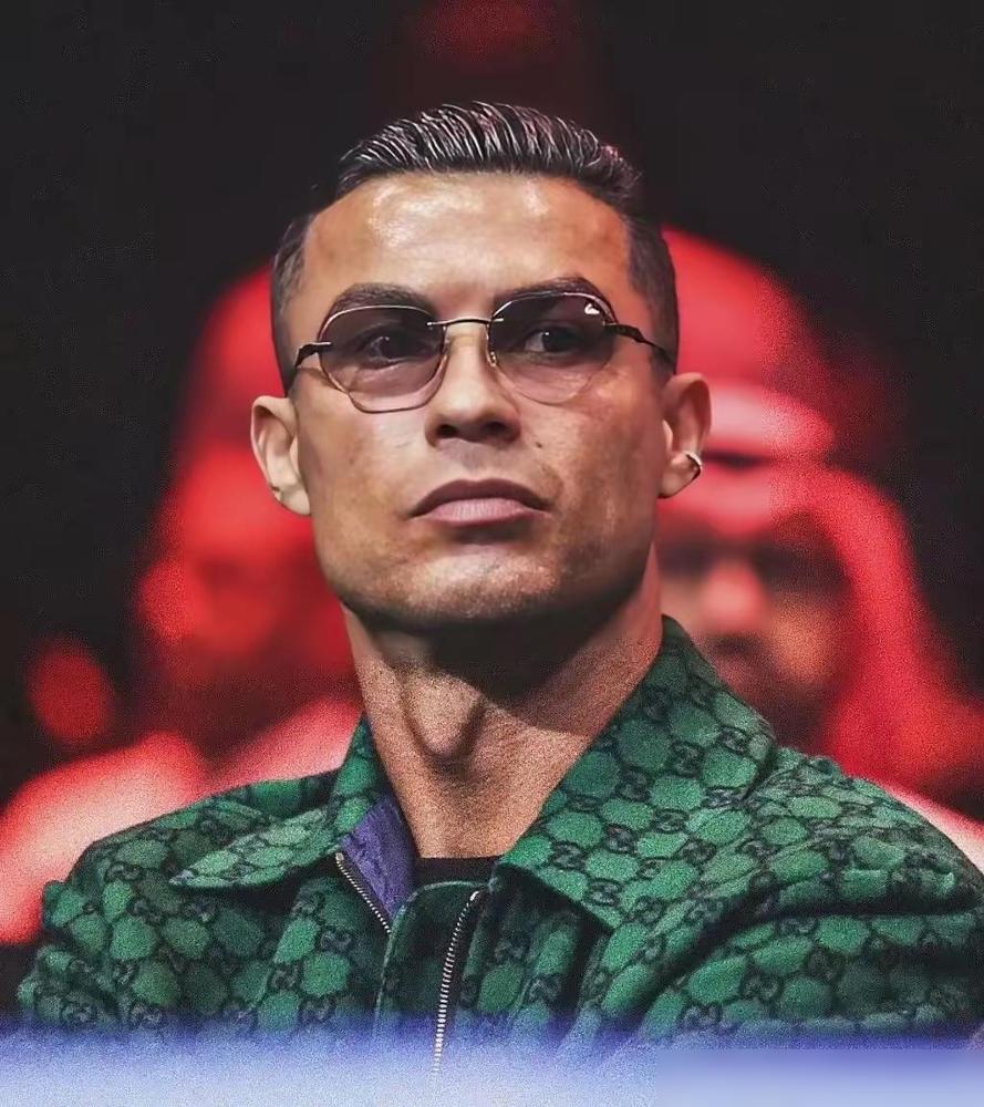 沙特给C罗开的价码，一句话：离谱到让普通人怀疑人生。最近看到利雅得胜利给C罗