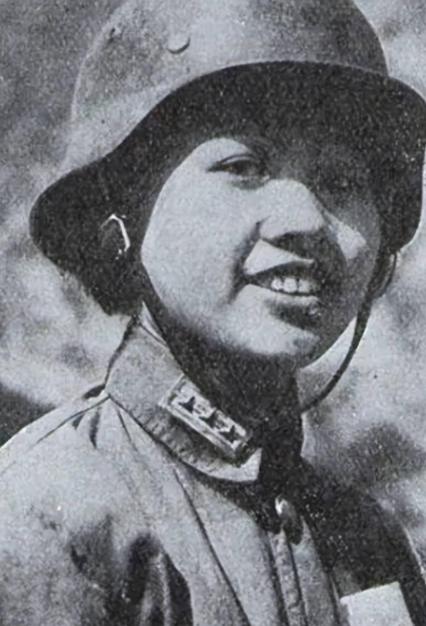 1942年，廖耀湘听说，远征军有一个女兵活着走出野人山，他大感惊奇，连忙接见她，