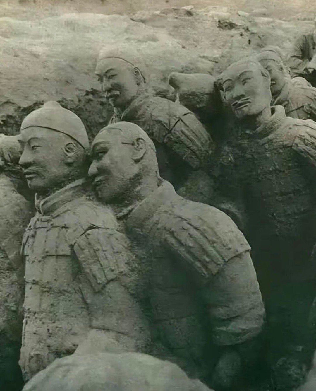 70年代，兵马俑早期发掘时…​​​