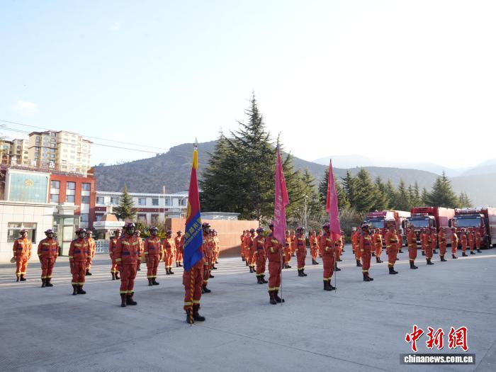 2026年2月6日要闻速览，一眼看懂核心事👇国内要闻1. 医保新政