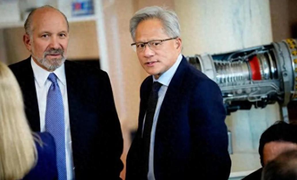 中国最好“识相点”！美国商务长卢特尼克在接受采访的时候表示，美国放松芯片出口管制