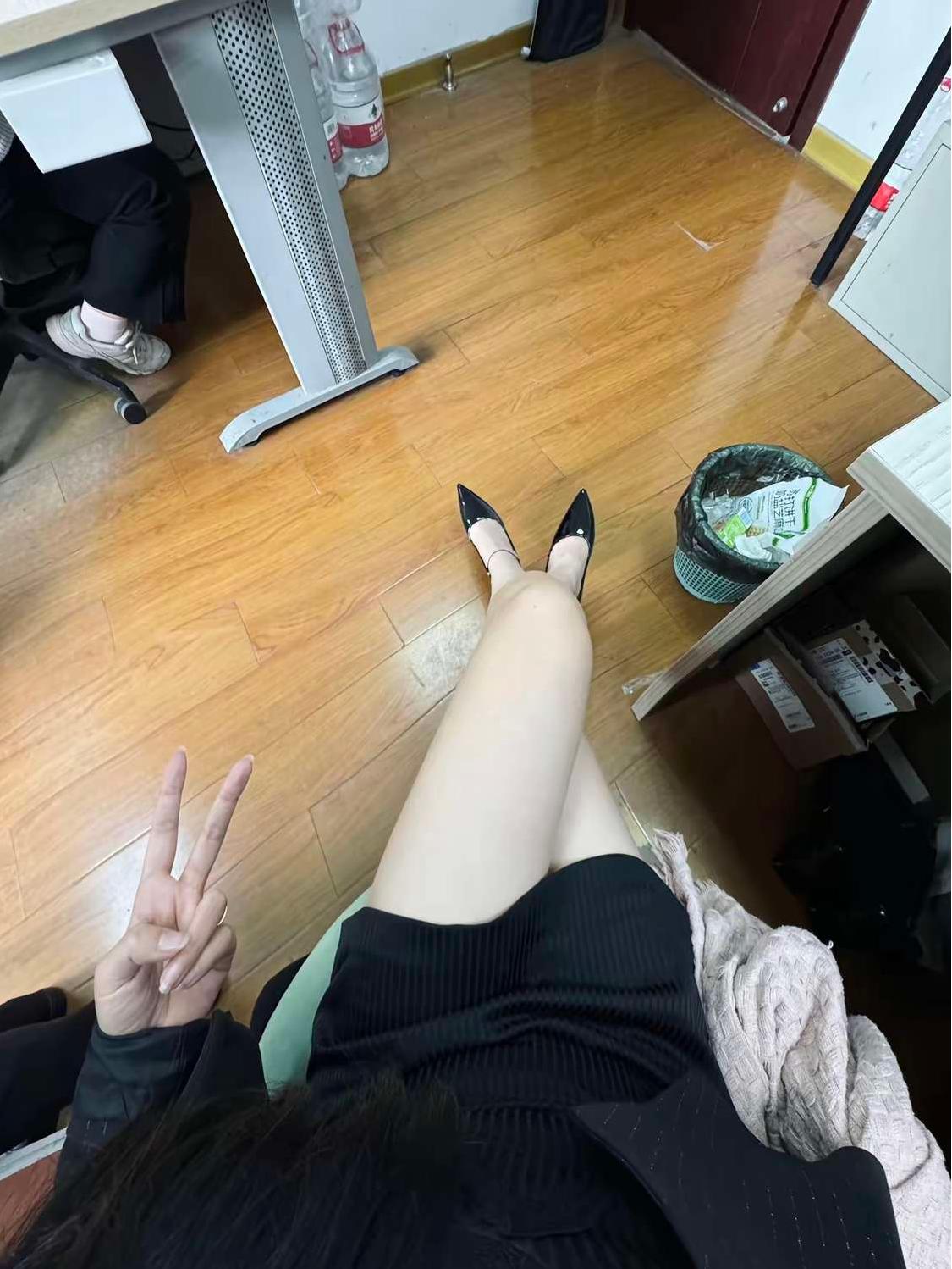 以前别人撩我，我都说结过婚了，人家就把我删了，现在好了，说结过婚了，更来劲了！