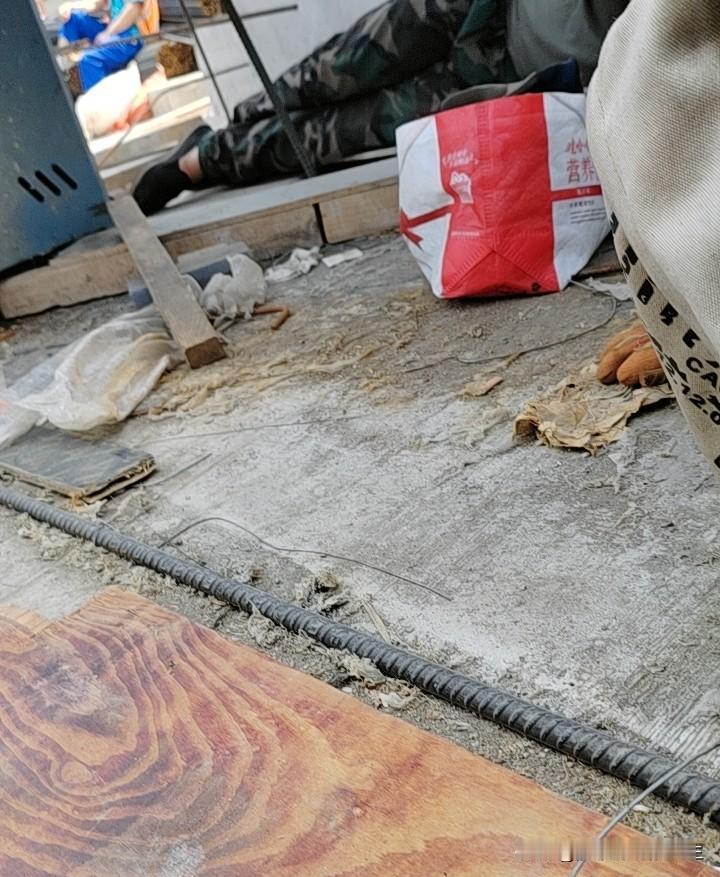 老公总动不动就气急败坏跟我说，要不是我牵扯着他，他早就好好歇着了，我听了就回他，