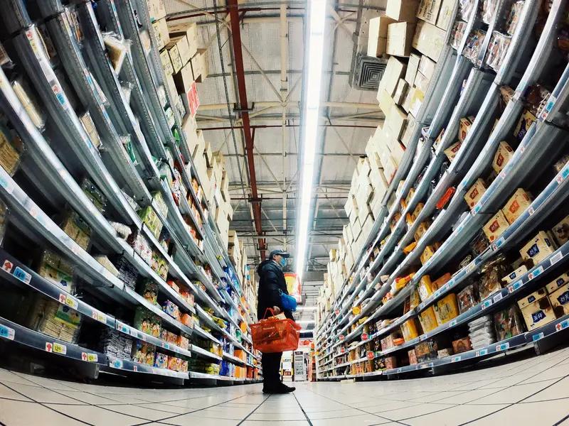 朋友的股票被套了整整一年，11块的本金，在9.18、8.72、7.3、6.9一路