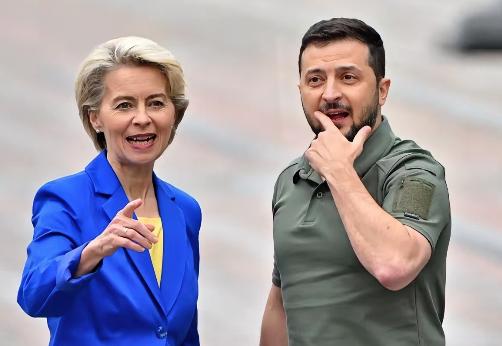 又曝大瓜！美国中情局前分析师认为约翰逊向外界披露，乌克兰总统泽连斯基不仅涉及严重