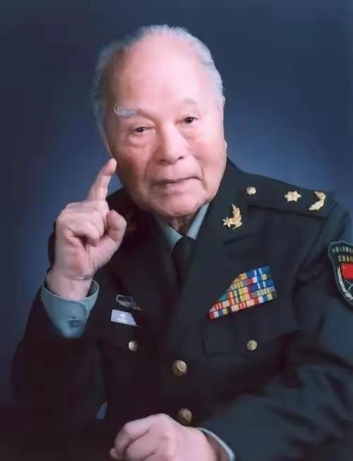 中国唯一一位集满六大荣誉的科学家，隐姓埋名40载，铸大国核盾牌！说实话，看到