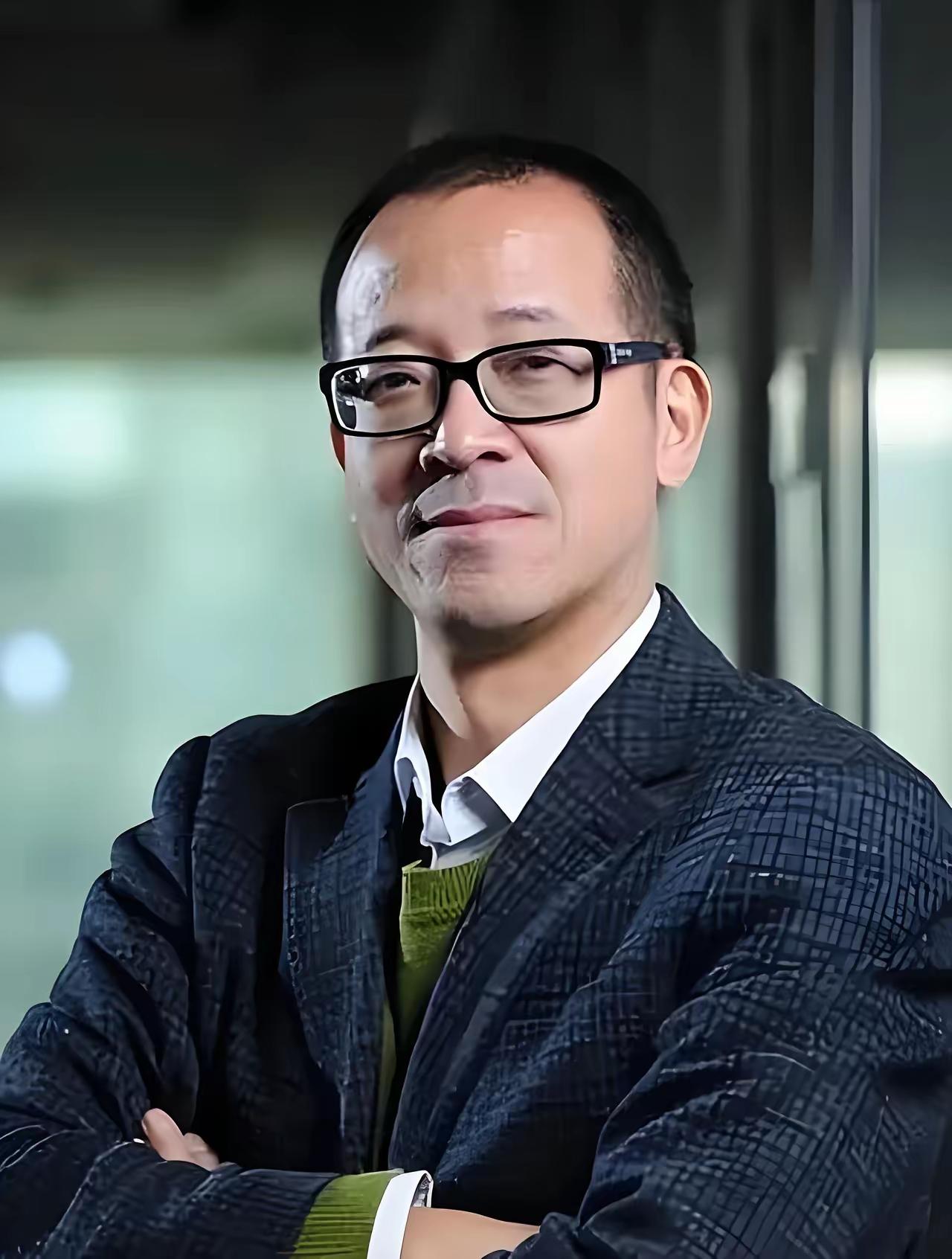 俞敏洪说：“我不羡慕天天跳广场舞，天天打麻将打掼蛋的人。我羡慕60后还背着包上路