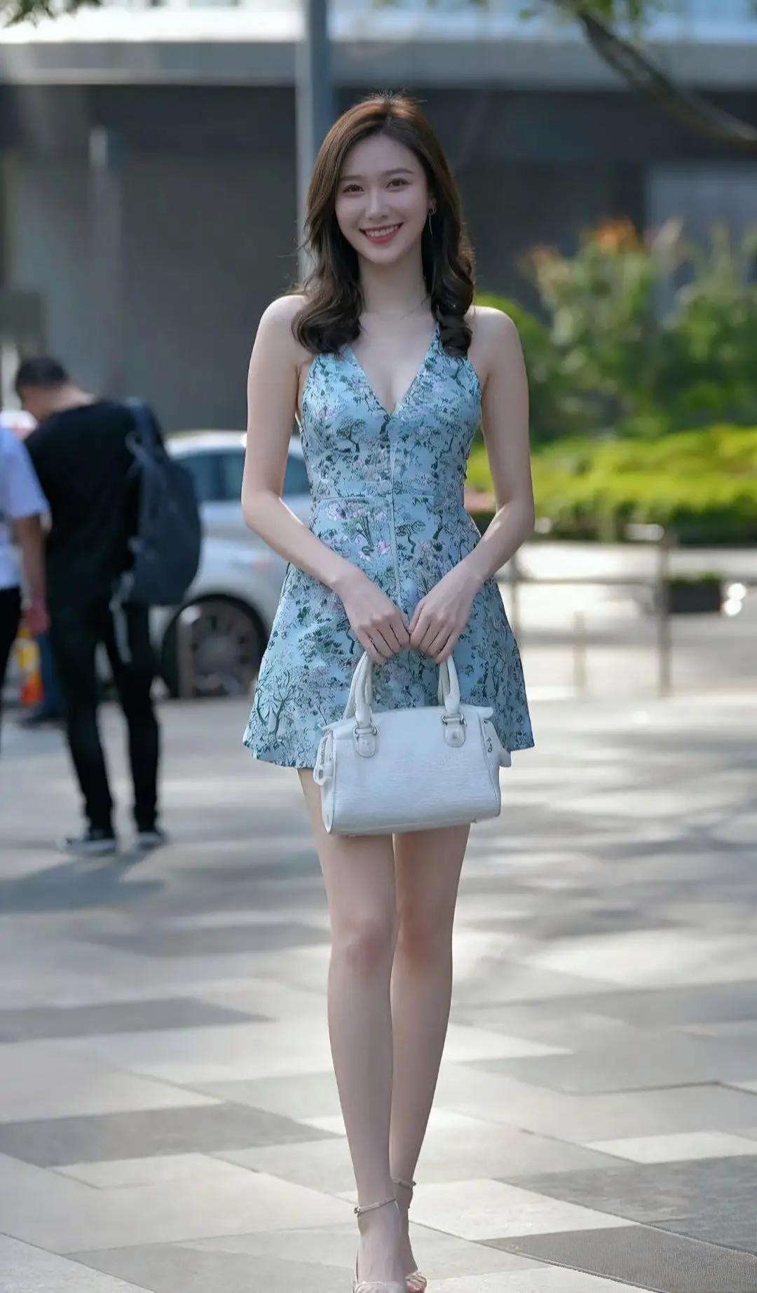 漂亮高挑清新靓丽的模特！