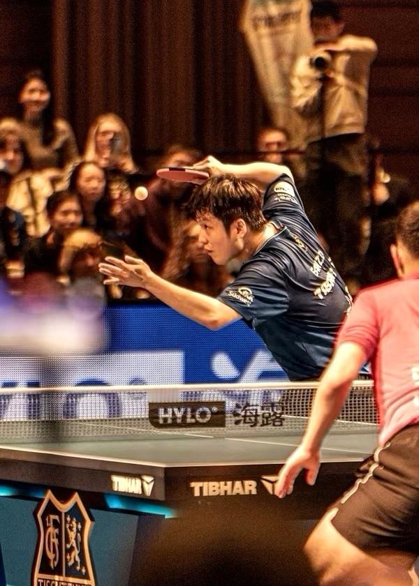 新年觉醒：每个人的行动，都是改变的基石。我们邀请彼此，从拒绝窝偷偷的每一场比赛开