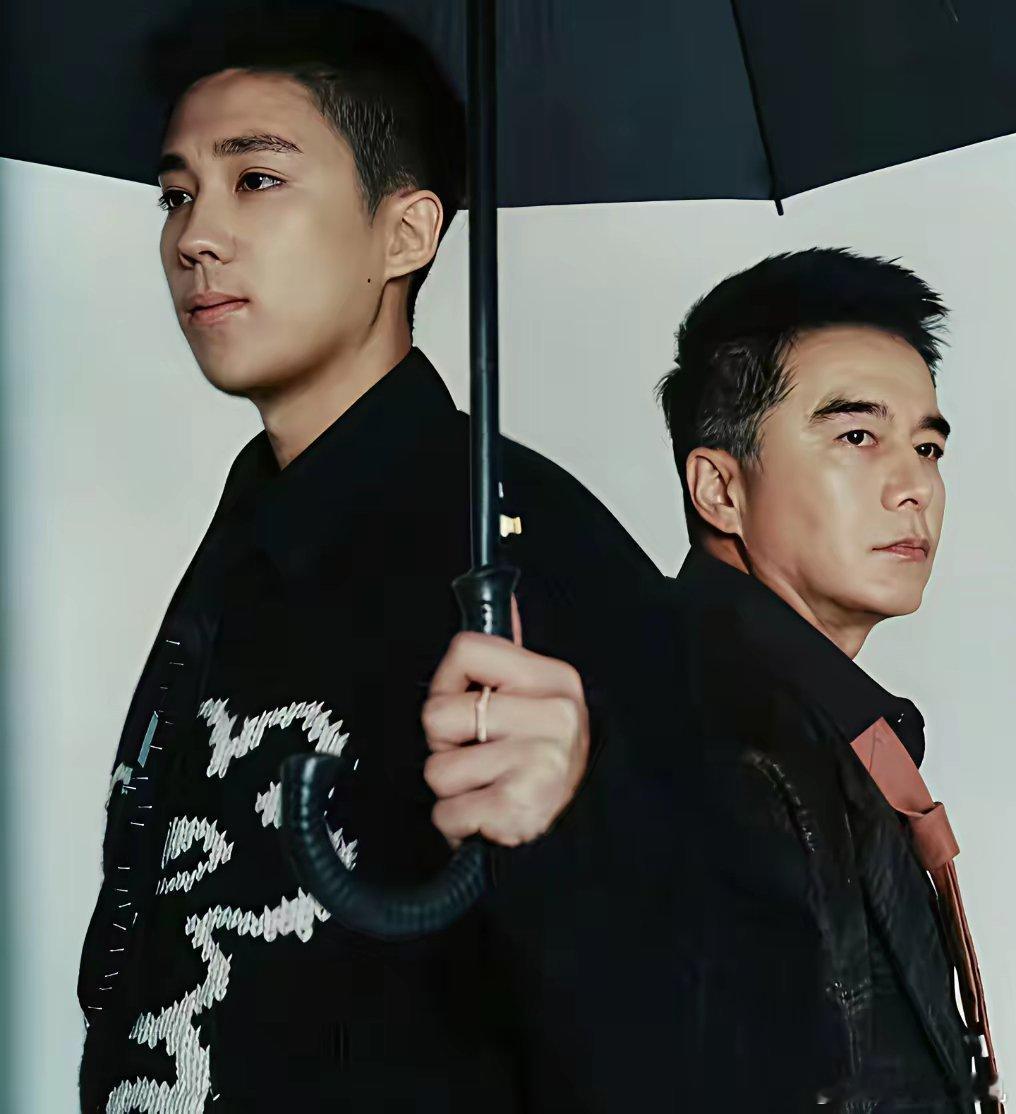 泪目了！何晴的儿子许何在妈妈的告别仪式上说，在他的心中，前天北京的雪是为妈妈而下