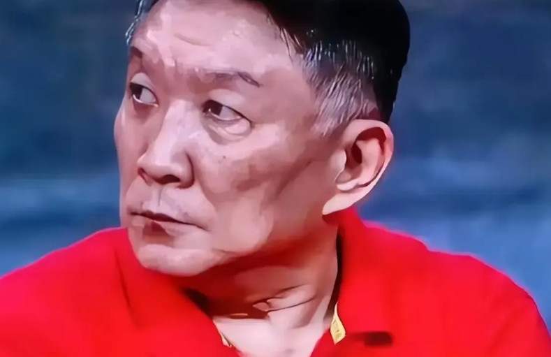 头脑清醒李月汝！中国女篮队员当中最清醒的就是李月汝，只有她清楚的认识到，继续