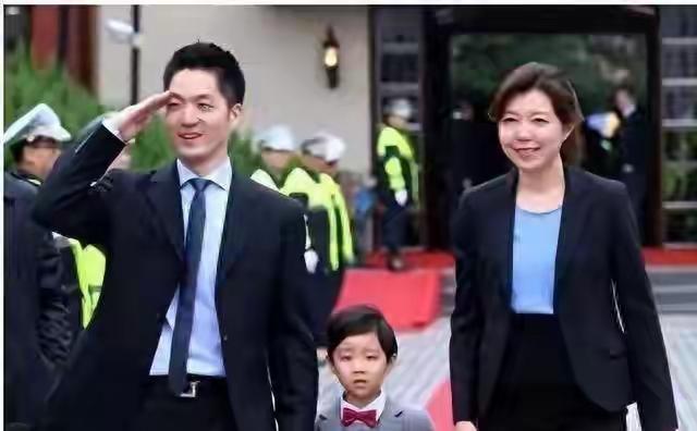 蒋万安火了！44岁台北最年轻市长，两岸务实做事+迁灵心愿引热议近期，台北市