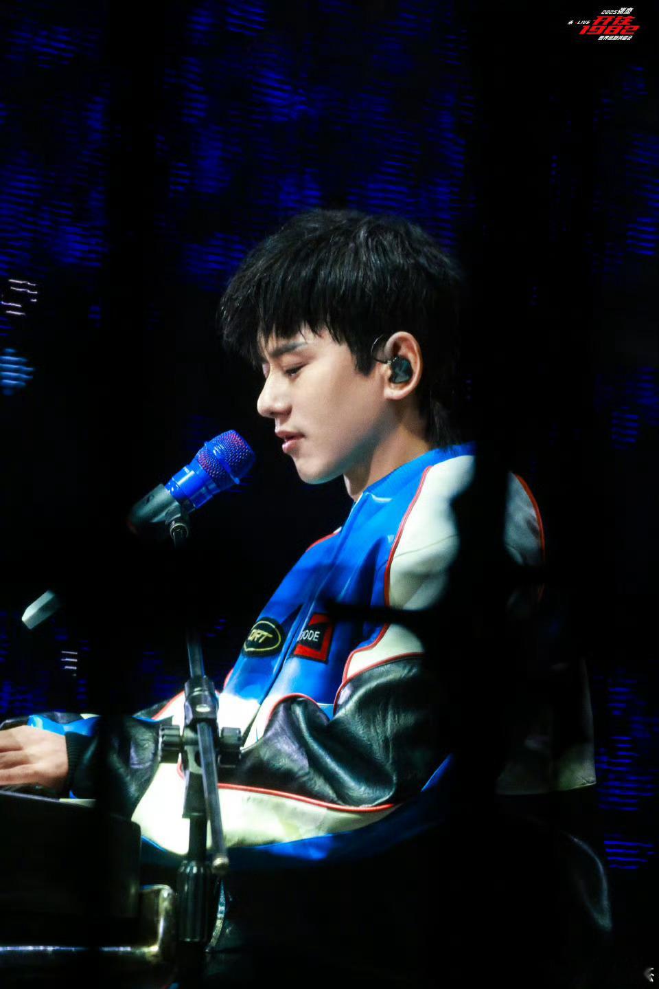 到底是谁家哥哥，吃这么香